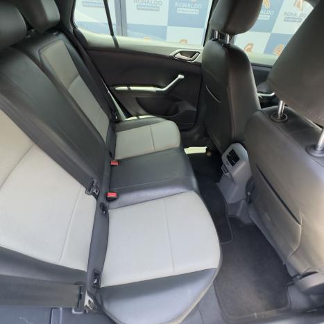 VOLKSWAGEN T-Cross 1.0 4P 200 TSI FLEX COMFORTLINE AUTOM�TICO, Foto 9