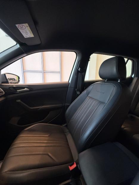 VOLKSWAGEN T-Cross 1.4 4P 250 TSI FLEX HIGHLINE AUTOM�TICO, Foto 9