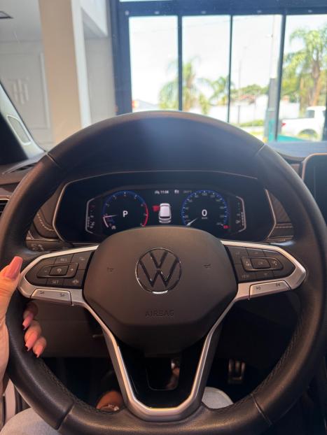 VOLKSWAGEN T-Cross 1.4 4P 250 TSI FLEX HIGHLINE AUTOM�TICO, Foto 16