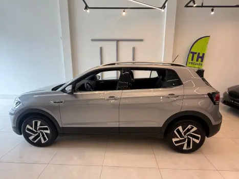 VOLKSWAGEN T-Cross 1.4 4P 250 TSI FLEX HIGHLINE AUTOM�TICO, Foto 4