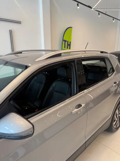 VOLKSWAGEN T-Cross 1.4 4P 250 TSI FLEX HIGHLINE AUTOM�TICO, Foto 14