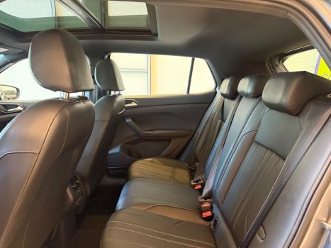VOLKSWAGEN T-Cross 1.4 4P 250 TSI FLEX HIGHLINE AUTOM�TICO, Foto 13
