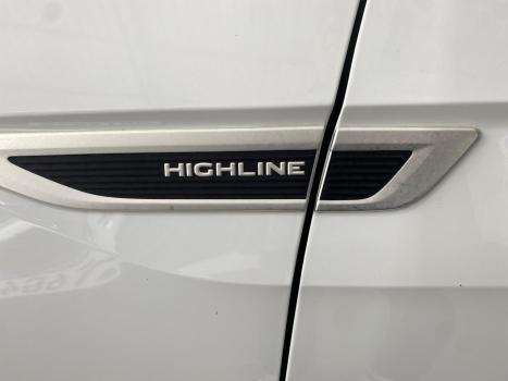 VOLKSWAGEN T-Cross 1.4 4P 250 TSI FLEX HIGHLINE AUTOM�TICO, Foto 8