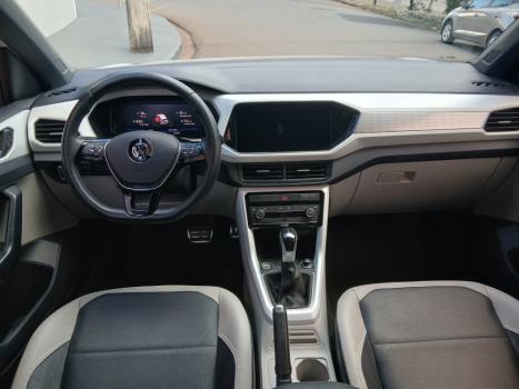 VOLKSWAGEN T-Cross 1.4 4P 250 TSI FLEX HIGHLINE AUTOM�TICO, Foto 9