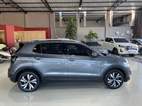 VOLKSWAGEN T-Cross 1.4 4P 250 TSI FLEX HIGHLINE AUTOM�TICO, Foto 8