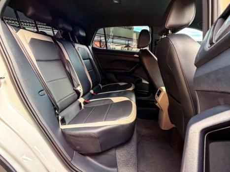 VOLKSWAGEN T-Cross 1.4 4P 250 TSI FLEX HIGHLINE AUTOM�TICO, Foto 13