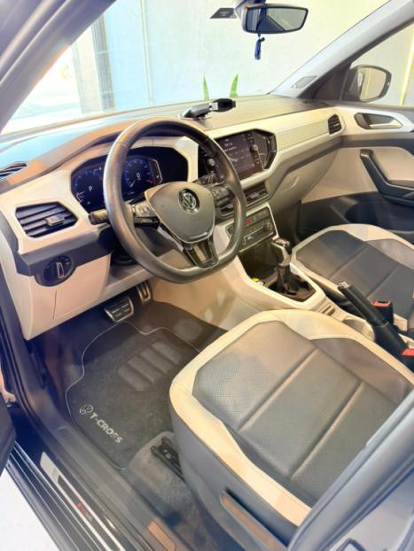 VOLKSWAGEN T-Cross 1.4 4P 250 TSI FLEX HIGHLINE AUTOM�TICO, Foto 8