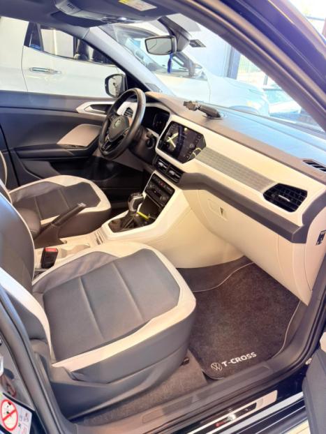 VOLKSWAGEN T-Cross 1.4 4P 250 TSI FLEX HIGHLINE AUTOM�TICO, Foto 9