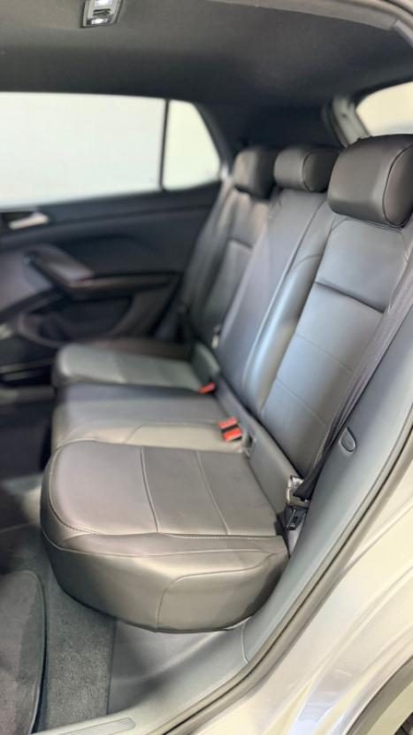 VOLKSWAGEN T-Cross 1.0 4P 200 TSI FLEX COMFORTLINE AUTOM�TICO, Foto 12
