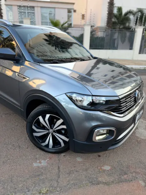 VOLKSWAGEN T-Cross 1.4 4P 250 TSI FLEX EXTREME HIGHLINE AUTOM�TICO, Foto 4