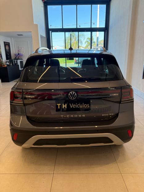 VOLKSWAGEN T-Cross 1.0 4P 200 TSI FLEX COMFORTLINE AUTOM�TICO, Foto 16