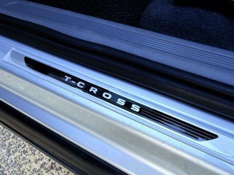 VOLKSWAGEN T-Cross 1.0 4P 200 TSI FLEX SENSE AUTOM�TICO, Foto 10