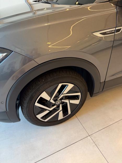 VOLKSWAGEN T-Cross 1.4 4P 250 TSI FLEX HIGHLINE AUTOM�TICO, Foto 11