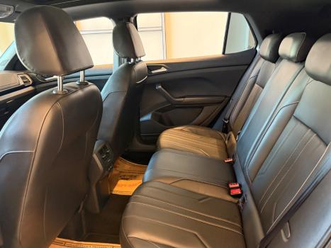 VOLKSWAGEN T-Cross 1.4 4P 250 TSI FLEX HIGHLINE AUTOM�TICO, Foto 12