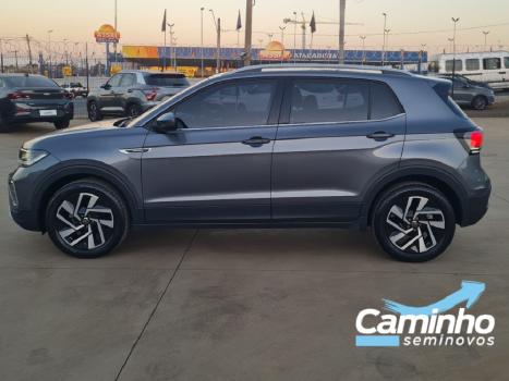 VOLKSWAGEN T-Cross 1.4 4P 250 TSI FLEX HIGHLINE AUTOM�TICO, Foto 8
