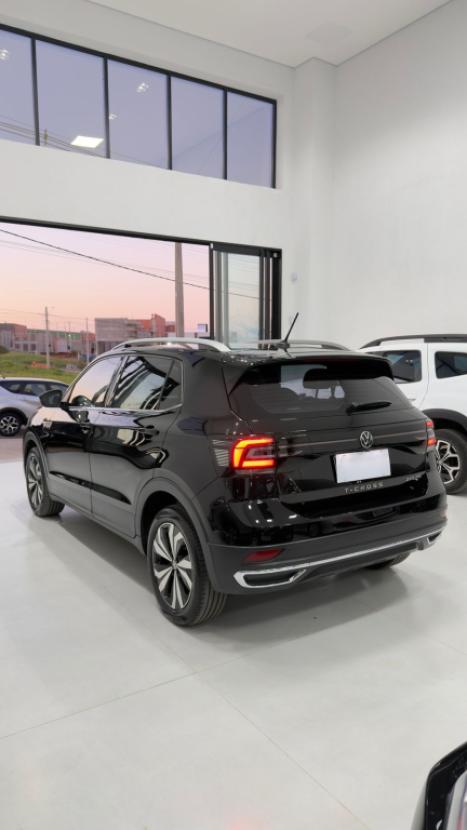 VOLKSWAGEN T-Cross 1.4 4P 250 TSI FLEX HIGHLINE AUTOM�TICO, Foto 4