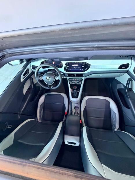 VOLKSWAGEN T-Cross 1.4 4P 250 TSI FLEX HIGHLINE AUTOM�TICO, Foto 7