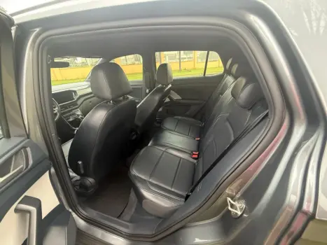 VOLKSWAGEN T-Cross 1.4 4P 250 TSI FLEX HIGHLINE AUTOMÁTICO, Foto 15