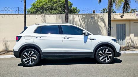 VOLKSWAGEN T-Cross 1.4 4P 250 TSI FLEX HIGHLINE AUTOMÁTICO, Foto 4
