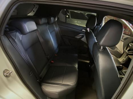 VOLKSWAGEN T-Cross 1.4 4P 250 TSI FLEX HIGHLINE AUTOMÁTICO, Foto 8