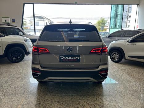 VOLKSWAGEN Taos 1.4 16V 4P FLEX 250 TSI HIGHLINE AUTOMTICO, Foto 4