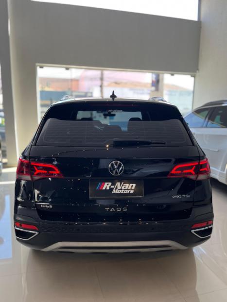 VOLKSWAGEN Taos 1.4 16V 4P FLEX 250 TSI HIGHLINE AUTOM�TICO, Foto 4