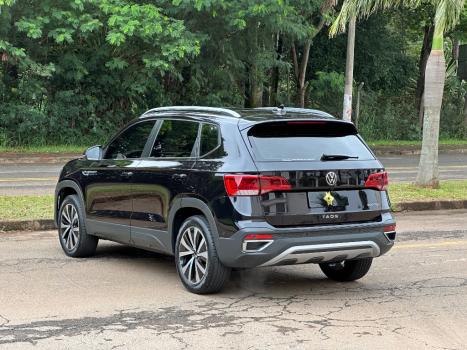 VOLKSWAGEN Taos 1.4 16V 4P FLEX 250 TSI HIGHLINE AUTOM�TICO, Foto 3