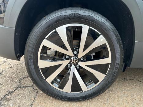 VOLKSWAGEN Taos 1.4 16V 4P FLEX 250 TSI HIGHLINE AUTOM�TICO, Foto 10