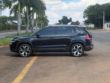 VOLKSWAGEN Taos 1.4 16V 4P FLEX 250 TSI HIGHLINE AUTOM�TICO, Foto 4