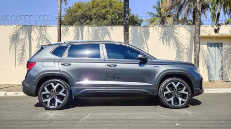 VOLKSWAGEN Taos 1.4 16V 4P FLEX 250 TSI HIGHLINE AUTOM�TICO, Foto 4