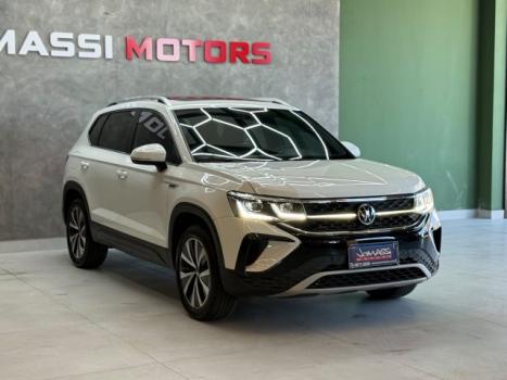 VOLKSWAGEN Taos 1.4 16V 4P FLEX 250 TSI HIGHLINE AUTOM�TICO, Foto 3