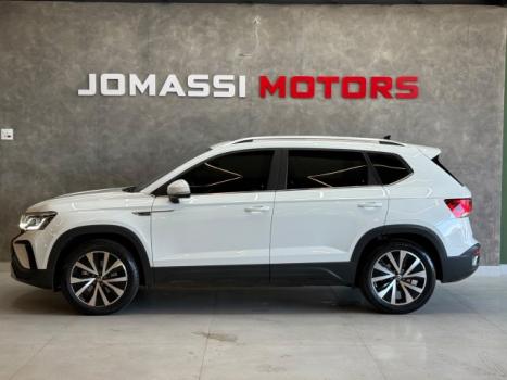 VOLKSWAGEN Taos 1.4 16V 4P FLEX 250 TSI HIGHLINE AUTOM�TICO, Foto 4