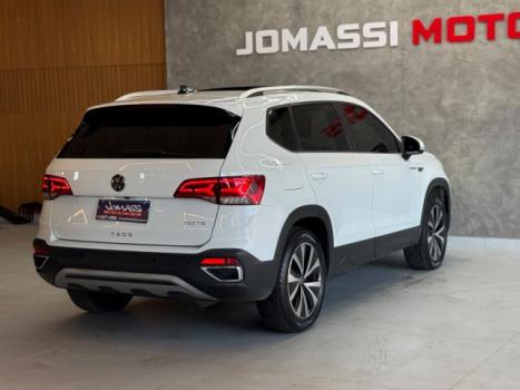 VOLKSWAGEN Taos 1.4 16V 4P FLEX 250 TSI HIGHLINE AUTOM�TICO, Foto 6