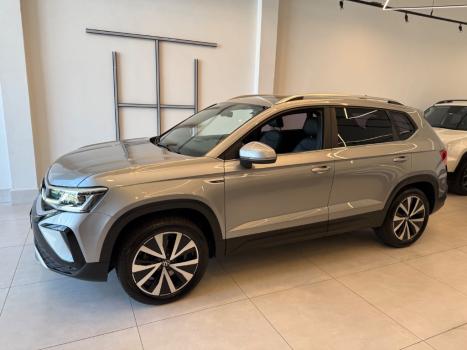 VOLKSWAGEN Taos 1.4 16V 4P FLEX 250 TSI HIGHLINE AUTOM�TICO, Foto 5
