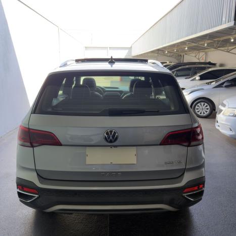 VOLKSWAGEN Taos 1.4 16V 4P FLEX 250 TSI HIGHLINE AUTOM�TICO, Foto 5