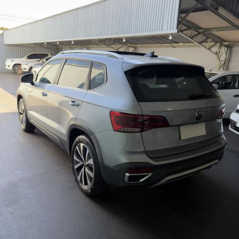 VOLKSWAGEN Taos 1.4 16V 4P FLEX 250 TSI HIGHLINE AUTOM�TICO, Foto 6