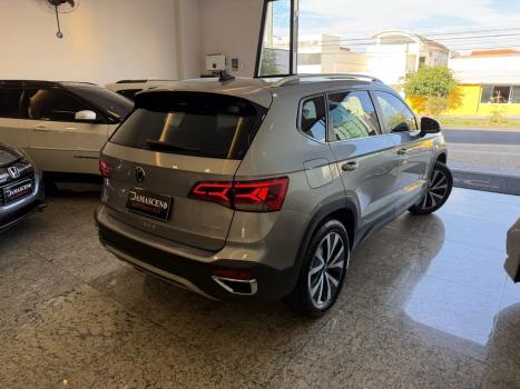 VOLKSWAGEN Taos 1.4 16V 4P FLEX 250 TSI HIGHLINE AUTOM�TICO, Foto 6