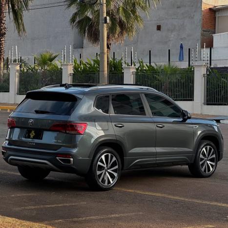 VOLKSWAGEN Taos 1.4 16V 4P FLEX 250 TSI HIGHLINE AUTOMÁTICO, Foto 3