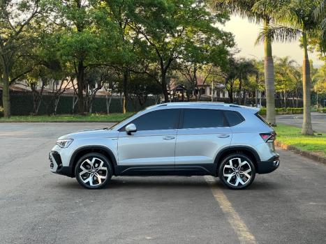 VOLKSWAGEN Taos 1.4 16V 4P FLEX 250 TSI HIGHLINE AUTOMÁTICO, Foto 4