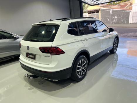 VOLKSWAGEN Tiguan 1.4 250 TSI TOTAL FLEX ALLSPACE TURBO AUTOMTICO TIPTRONIC, Foto 4