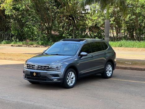 VOLKSWAGEN Tiguan 1.4 250 TSI TOTAL FLEX ALLSPACE COMFORTLINE TURBO AUTOMTICO TIPTRONIC, Foto 3