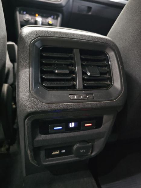 VOLKSWAGEN Tiguan 1.4 250 TSI TOTAL FLEX ALLSPACE COMFORTLINE TURBO AUTOM�TICO TIPTRONIC, Foto 19