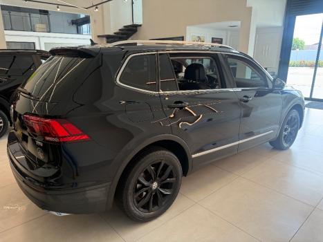 VOLKSWAGEN Tiguan 1.4 250 TSI TOTAL FLEX ALLSPACE COMFORTLINE TURBO AUTOM�TICO TIPTRONIC, Foto 22