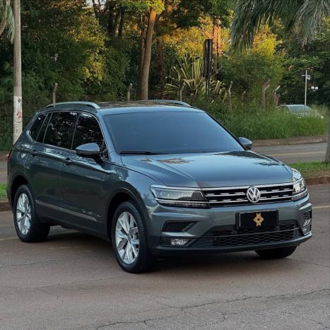VOLKSWAGEN Tiguan 1.4 250 TSI TOTAL FLEX ALLSPACE COMFORTLINE TURBO AUTOM�TICO TIPTRONIC, Foto 2