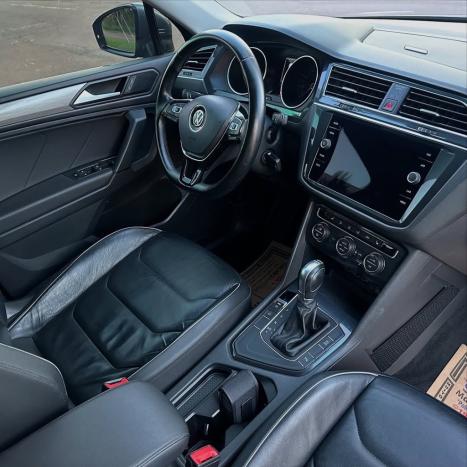 VOLKSWAGEN Tiguan 1.4 250 TSI TOTAL FLEX ALLSPACE COMFORTLINE TURBO AUTOM�TICO TIPTRONIC, Foto 12