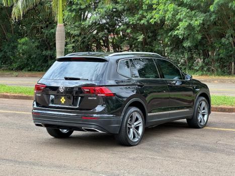 VOLKSWAGEN Tiguan 1.4 250 TSI TOTAL FLEX ALLSPACE COMFORTLINE TURBO AUTOM�TICO TIPTRONIC, Foto 2