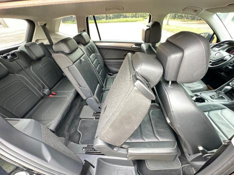 VOLKSWAGEN Tiguan 1.4 250 TSI TOTAL FLEX ALLSPACE COMFORTLINE TURBO AUTOM�TICO TIPTRONIC, Foto 7