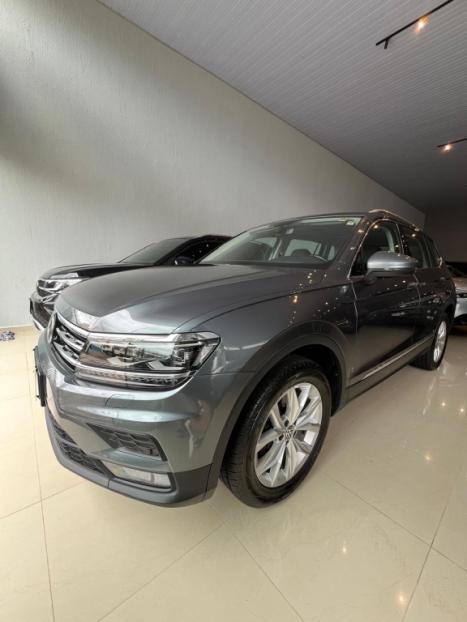 VOLKSWAGEN Tiguan 1.4 16V 4P TSI 250 FLEX TURBO COMFORTLINE AUTOM�TICO, Foto 3