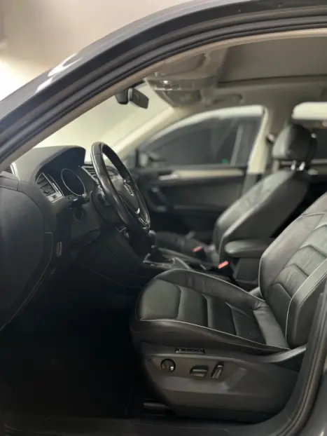 VOLKSWAGEN Tiguan 1.4 16V 4P TSI 250 FLEX TURBO COMFORTLINE AUTOM�TICO, Foto 7