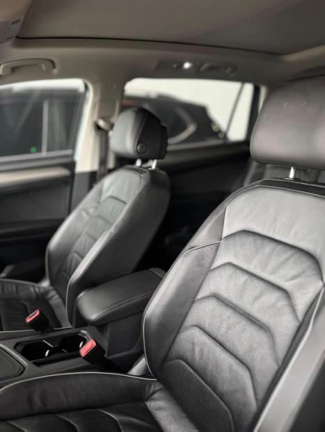 VOLKSWAGEN Tiguan 1.4 16V 4P TSI 250 FLEX TURBO COMFORTLINE AUTOM�TICO, Foto 9